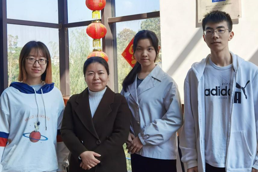 说明: //cet.manwacomcis.com/__local/2/C4/46/85C98A8A7CEE0044E6575DAB852_763AEB43_370A2.jpg?e=.jpg